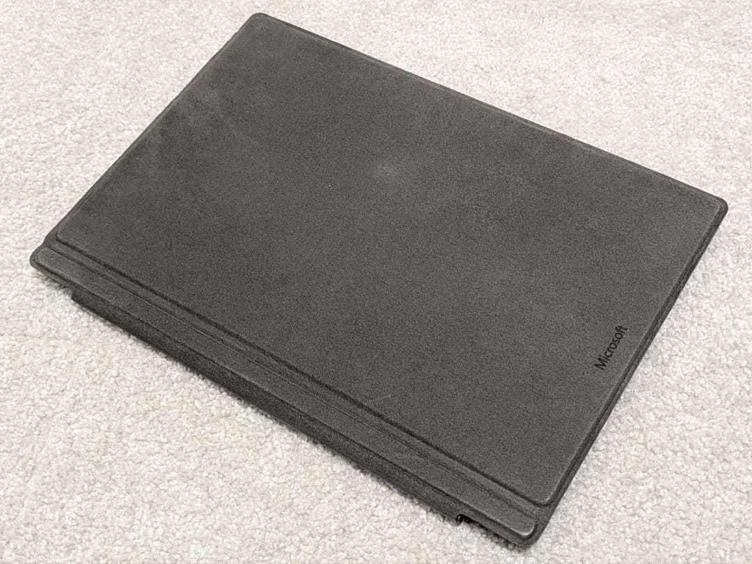 Surface Pro 6/i5/256GB/8GB　キーボードカバー付き