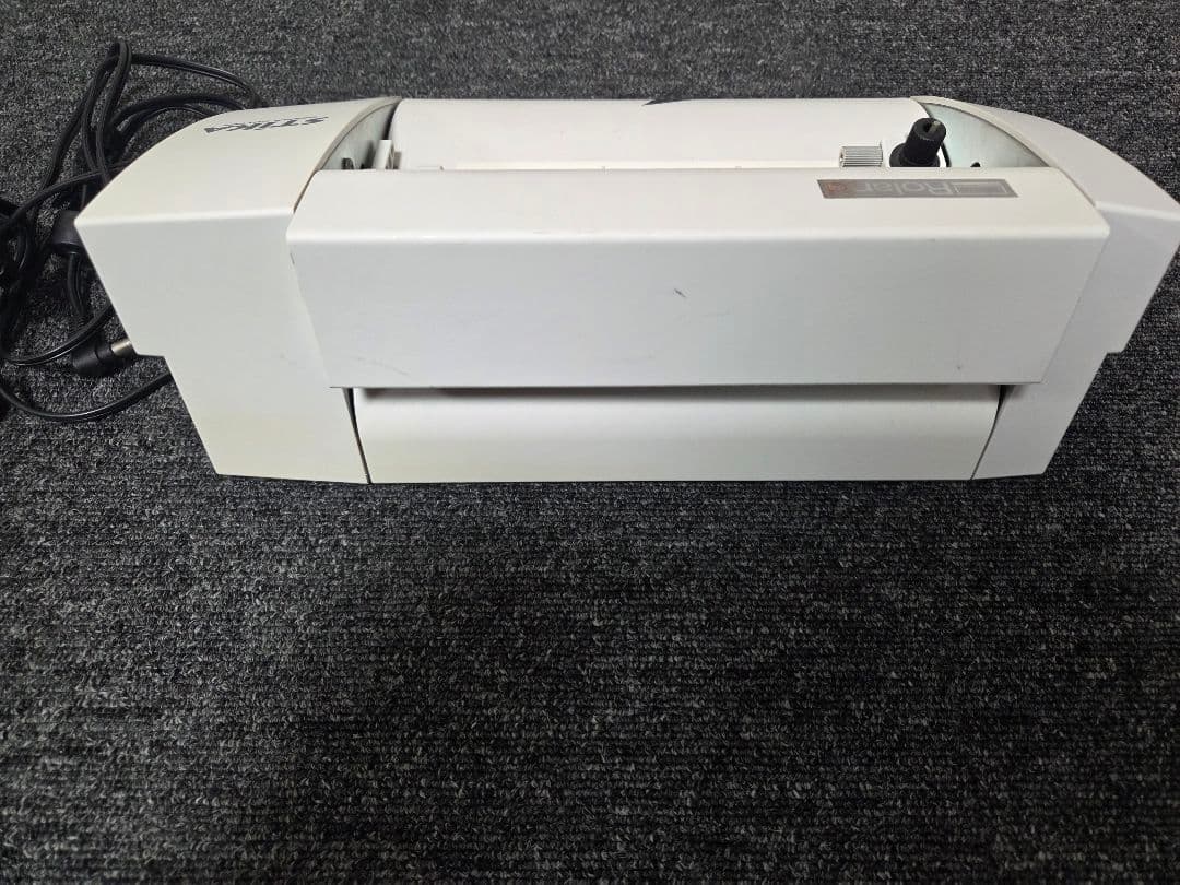 Roland STiKA SV-8 小型カッティングマシン ステッカー