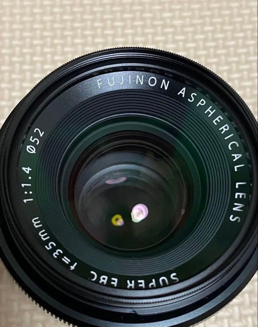 新品。Fujifilm XF 35mm F1.4 R レンズ