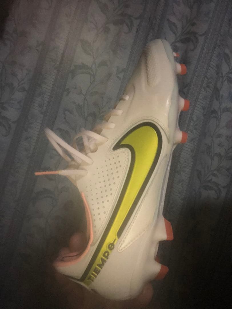 NIKE ティエンポ9新品