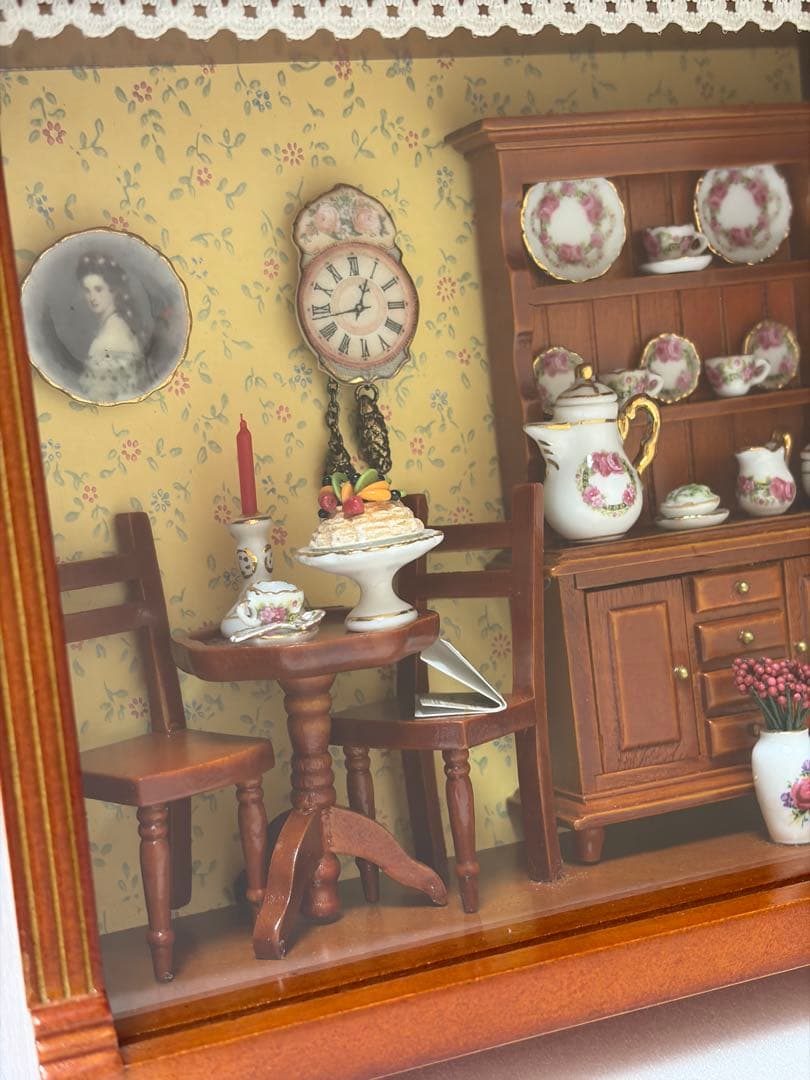 ロイターポーセリン　ドイツ　ミニチュア　ドールハウス　陶器　置物