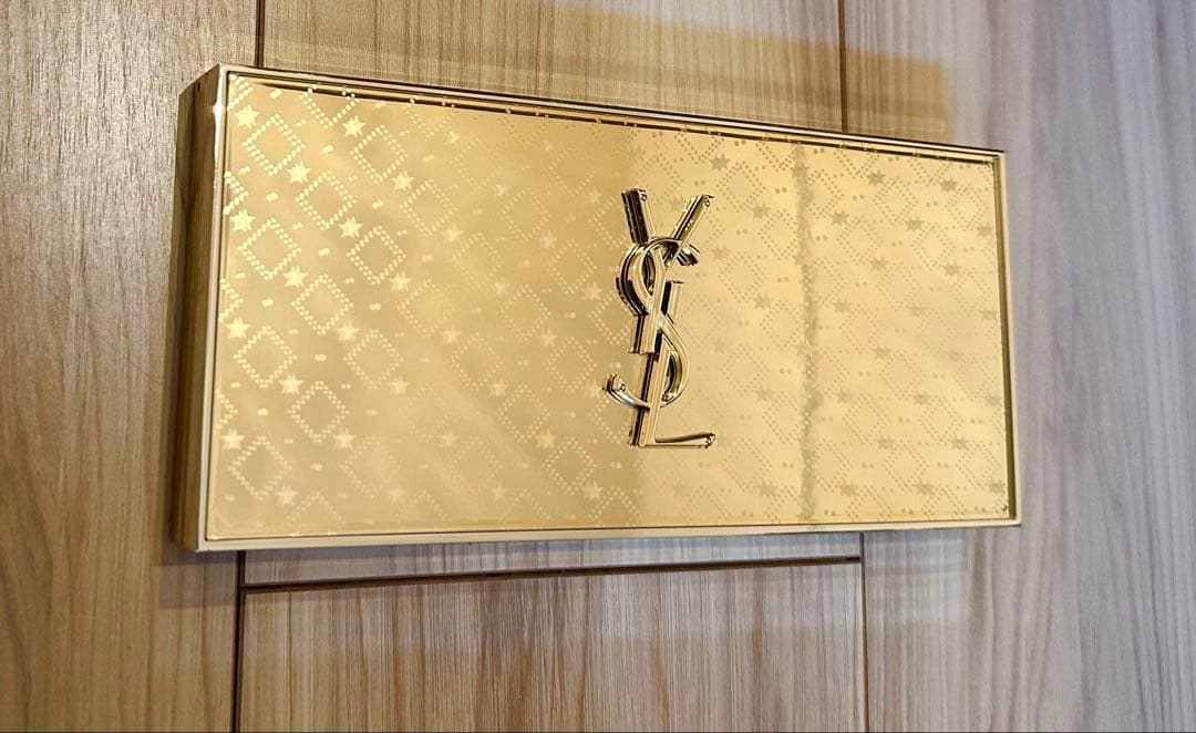 YSL イヴ・サンローラン　クチュールカラークラッチ５　デザートヌード