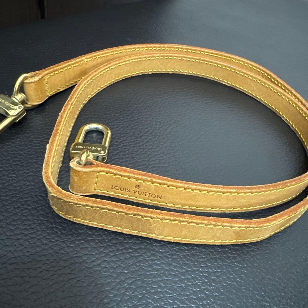 LOUIS VUITTON ヌメ革　ショルダーストラップ①
