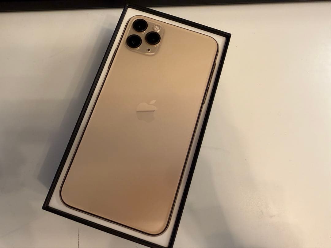 iPhone11 Pro Max 64GB ゴールド MWHG2J/A