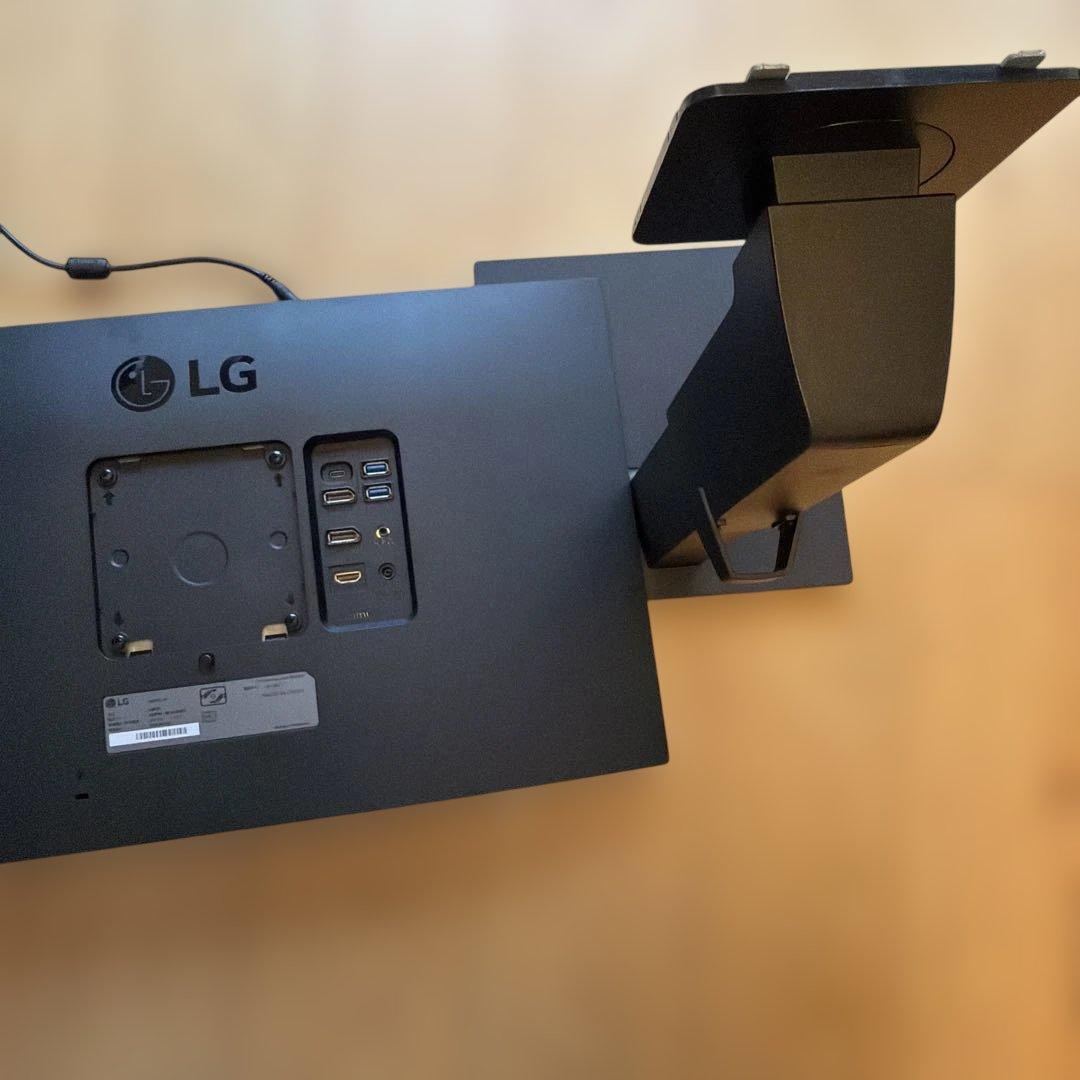 LG フラットモニター 本体　23.8インチ