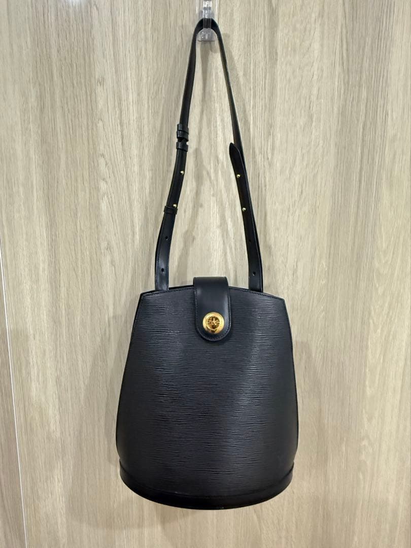 【sale】ルイヴィトン エピ クリュニー ショルダーバッグ バケツ型 黒