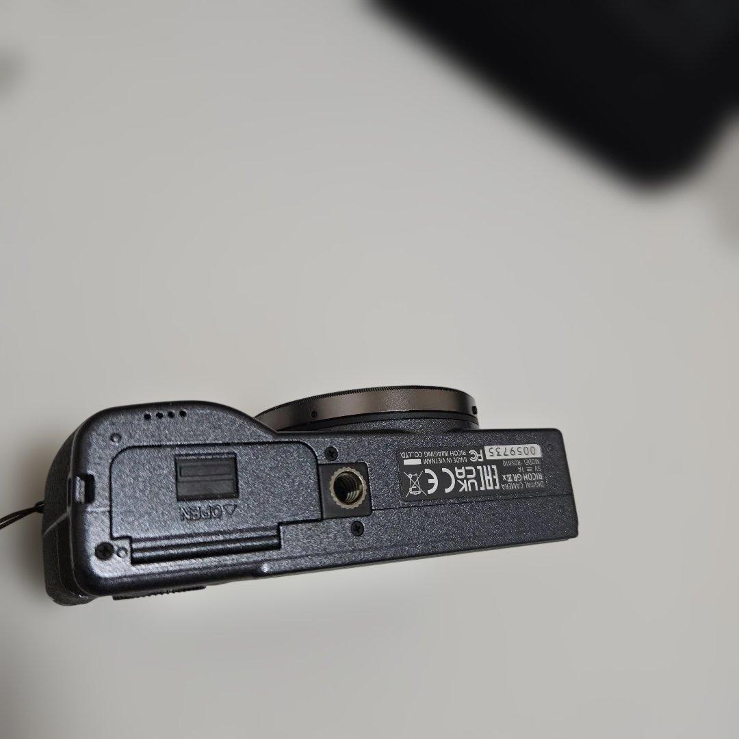 【おまけ付き】RICOH GRIIIx デジタルカメラ