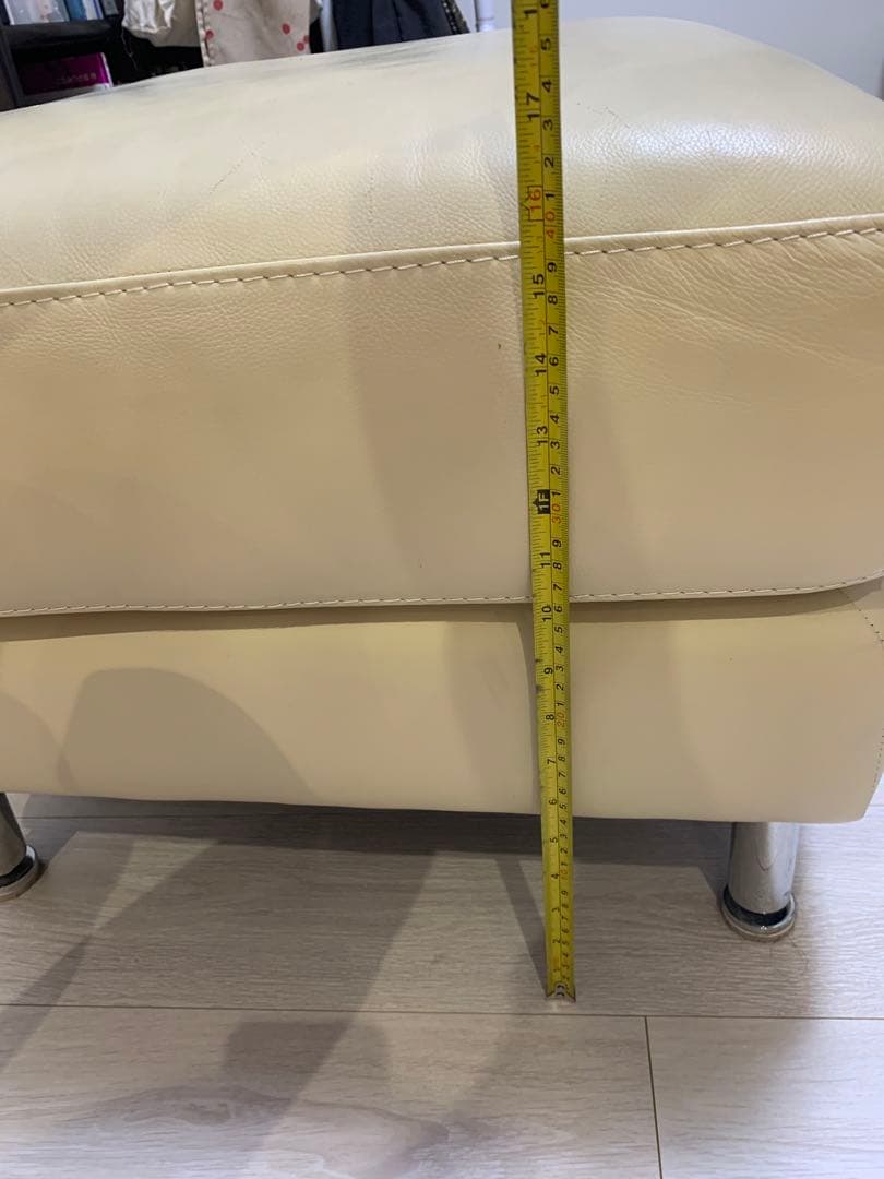 オットマン　大塚家具 革製