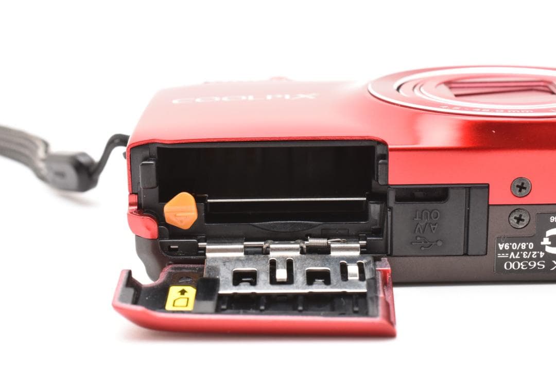 【美品】NIkon COOLPIX S6300 アーバンレッド　動作確認済