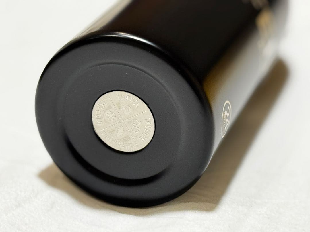 限定 FENDI×24BOTTLES フェンディ コラボ ボトル ホルダー 水筒