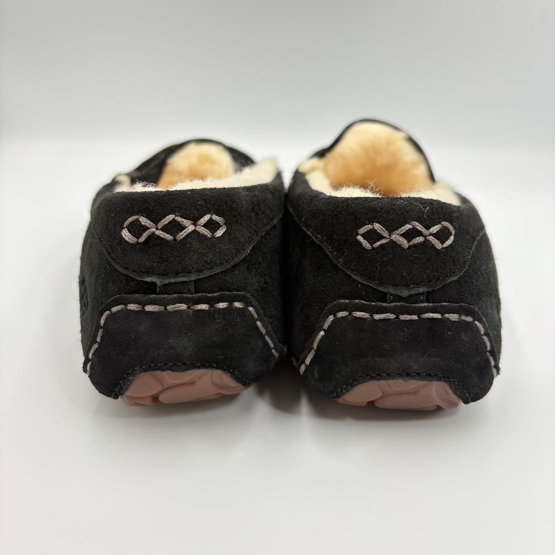 未使用✨UGG アグ ブラック　モカシン ムートンフラットシューズ アンスレー