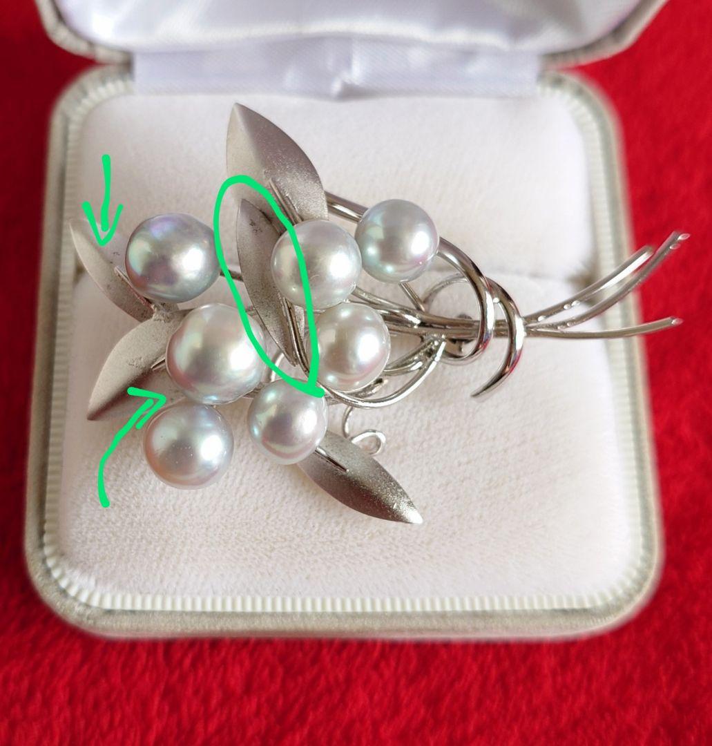 シルバー製ブローチ 南洋パール 9mm 銀細工 アールヌーボー植物モチーフ D6