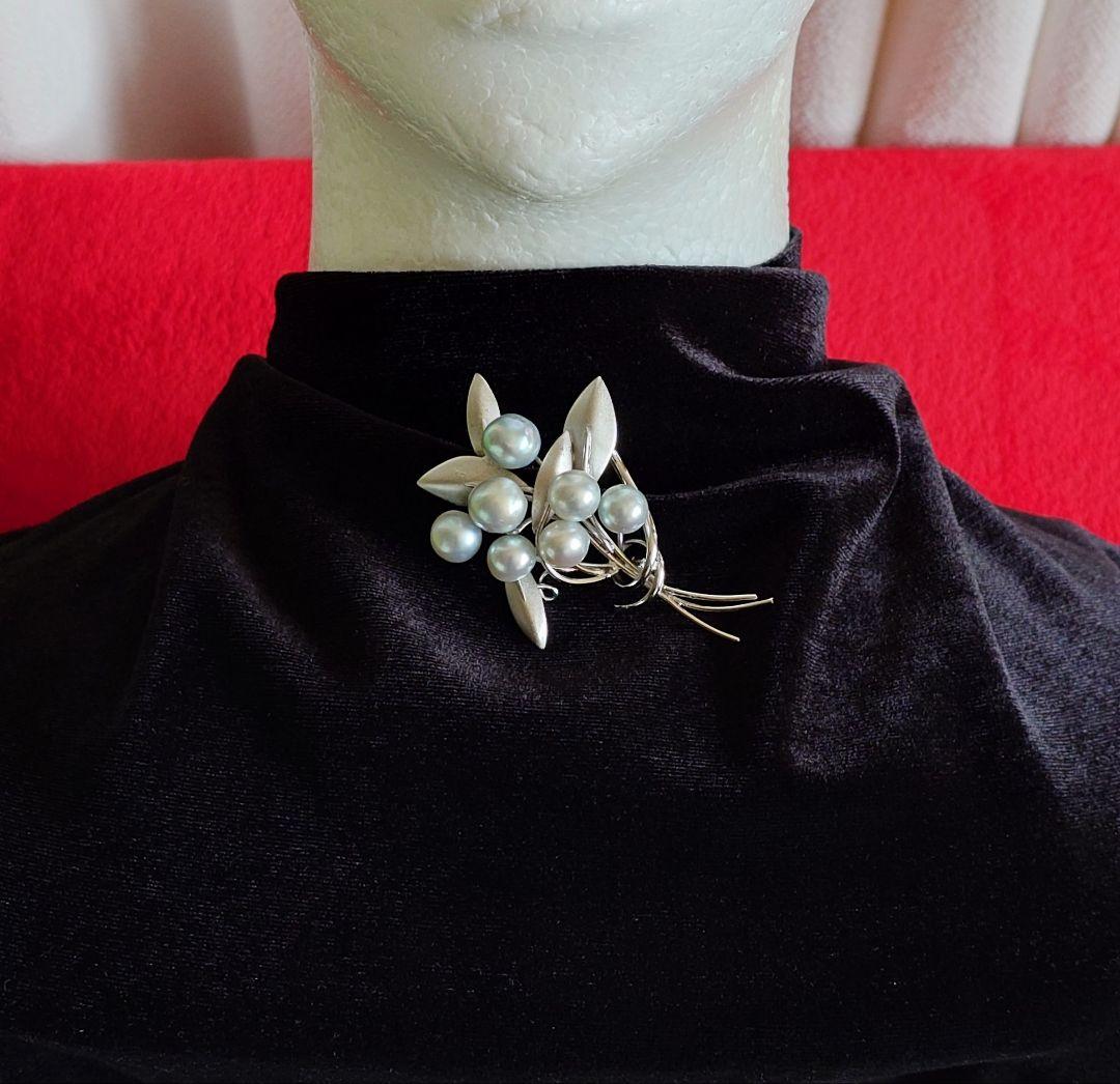 シルバー製ブローチ 南洋パール 9mm 銀細工 アールヌーボー植物モチーフ D6