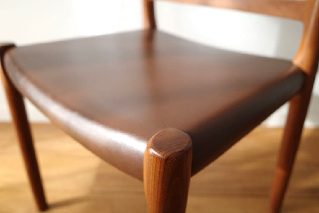 【ヴィンテージ モラー85】チーク / yチェア