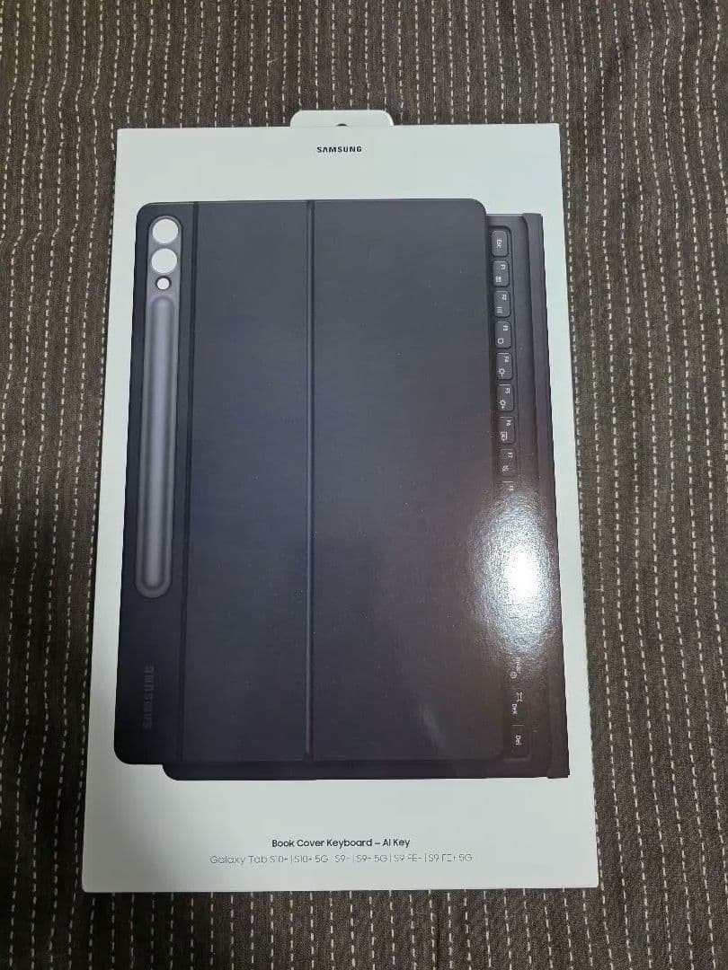 Samsung Galaxy tab s10+　純正キーボード、保護ガラス付属