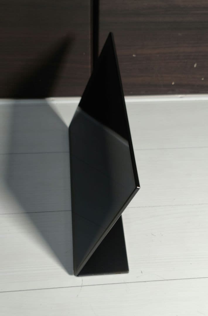 モバイルディスプレイ　MISEDI 4K 15.6インチ