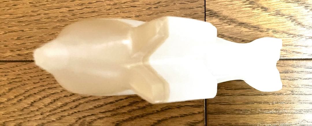 カルサイト　カービング　天然石　イルカ