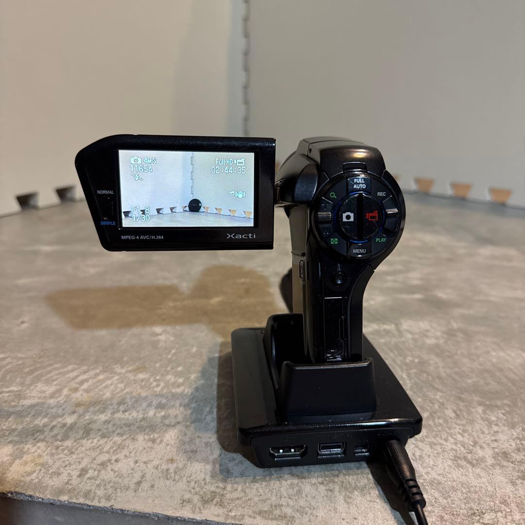 ビデオカメラ SANYO Xacti DMX-HD1000