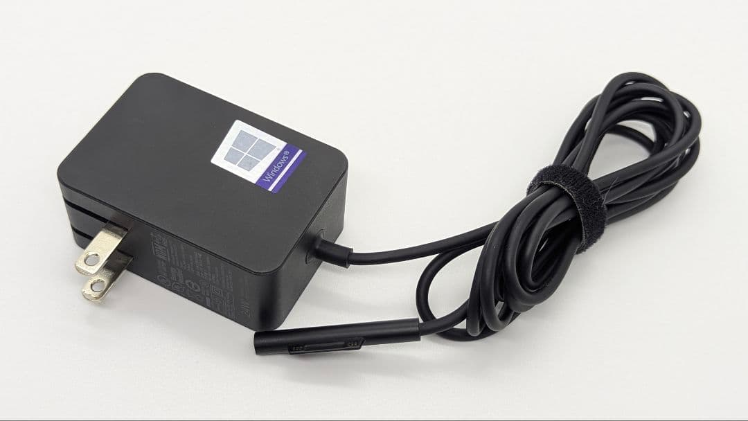 マイクロソフト Surface Go2 Win11 タイプカバー&充電器付 美品