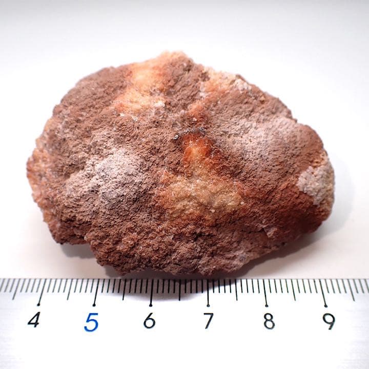 【アルゼンチン/パタゴニア/choique鉱山】ピンクアメジストの原石④