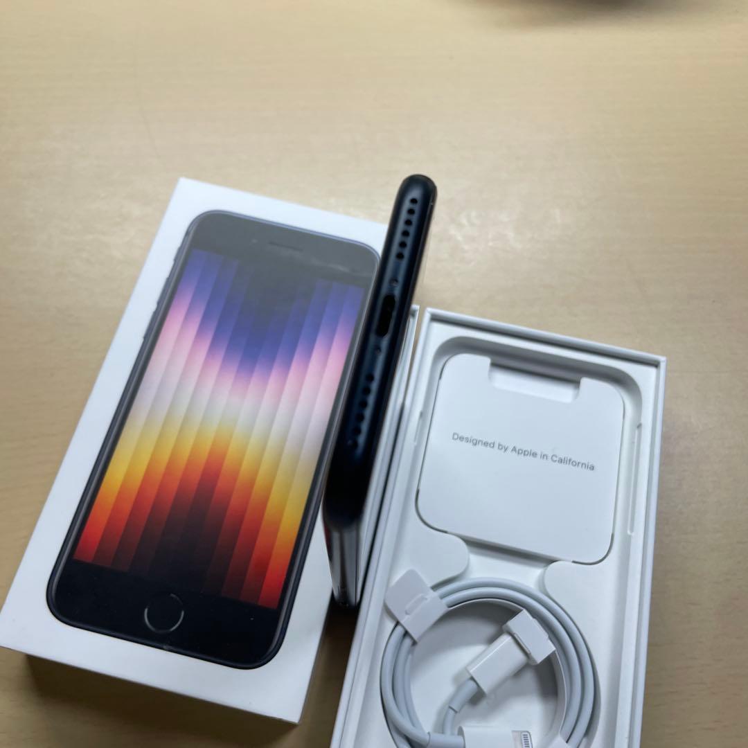 iPhoneSE3 se 第3世代　128GB SIMフリー　割れなし