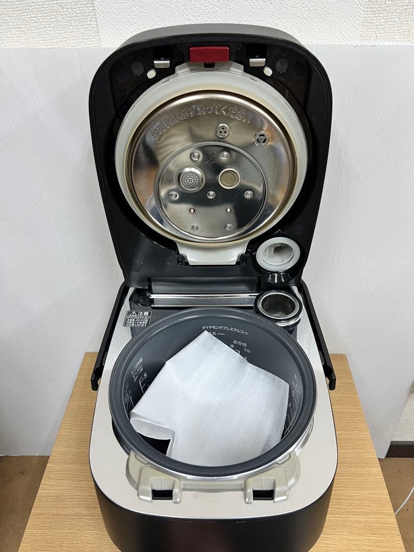 Panasonic スチーム&可変圧力IHジャー炊飯器SR-VSX109