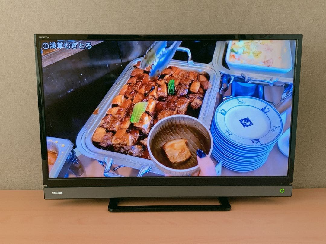 WiFiスマ一トテレビ 東芝 32型 32インチ Youtube等ネット動画可