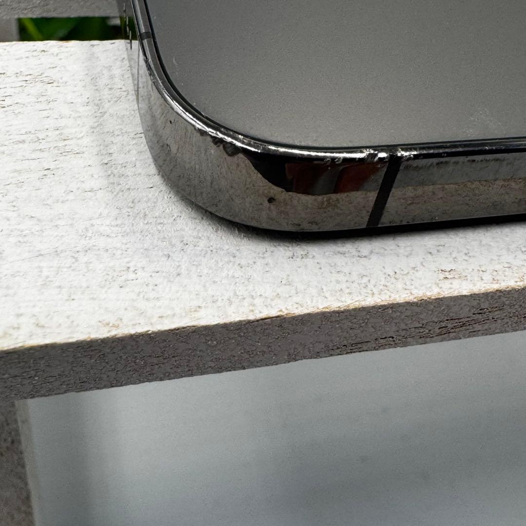 iPhone13Pro 128GB グラファイト　124