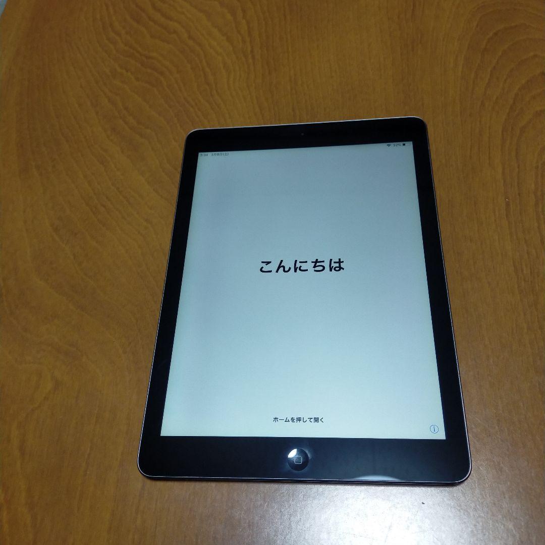Apple iPad (第5世代) 32GB Wi-Fi ブラック他　セット