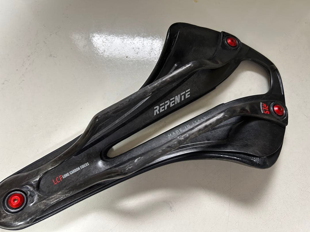 REPENTE artax glm カーボンサドル