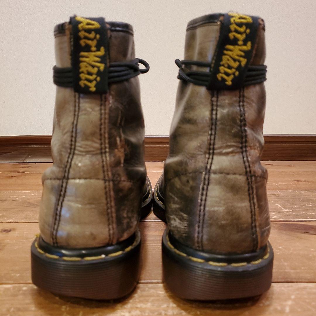 【なかなか稀な色×BIGサイズ】英国製ドクターマーチン 8ホール UK9