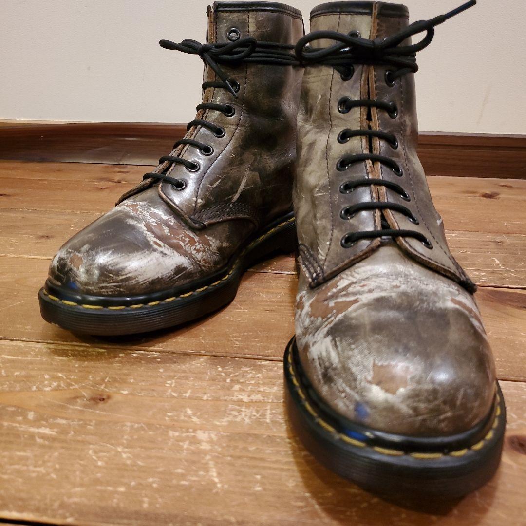 【なかなか稀な色×BIGサイズ】英国製ドクターマーチン 8ホール UK9