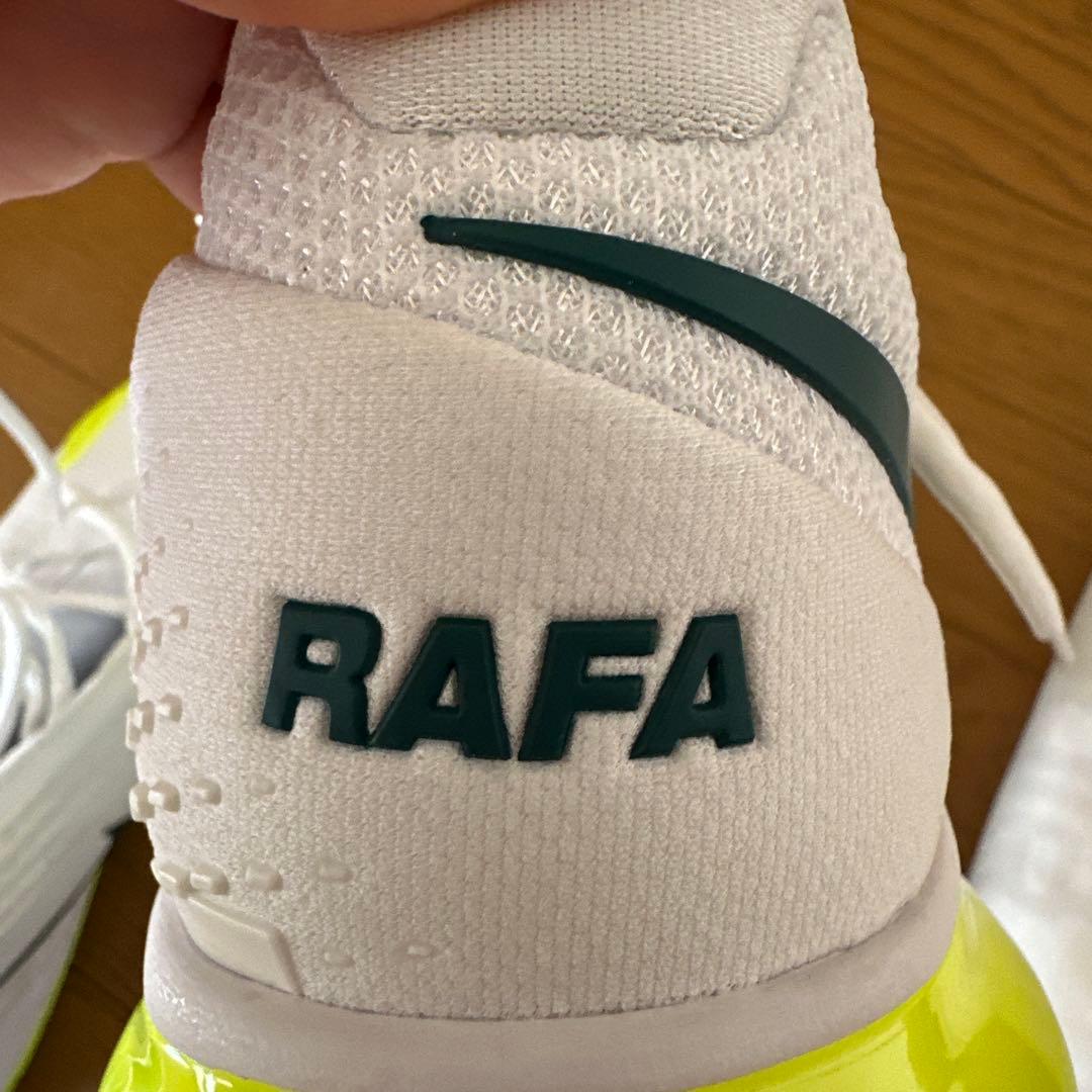 SALE Nike RAFA ナダルモデルテニスシューズ 新品　26.5メンズ