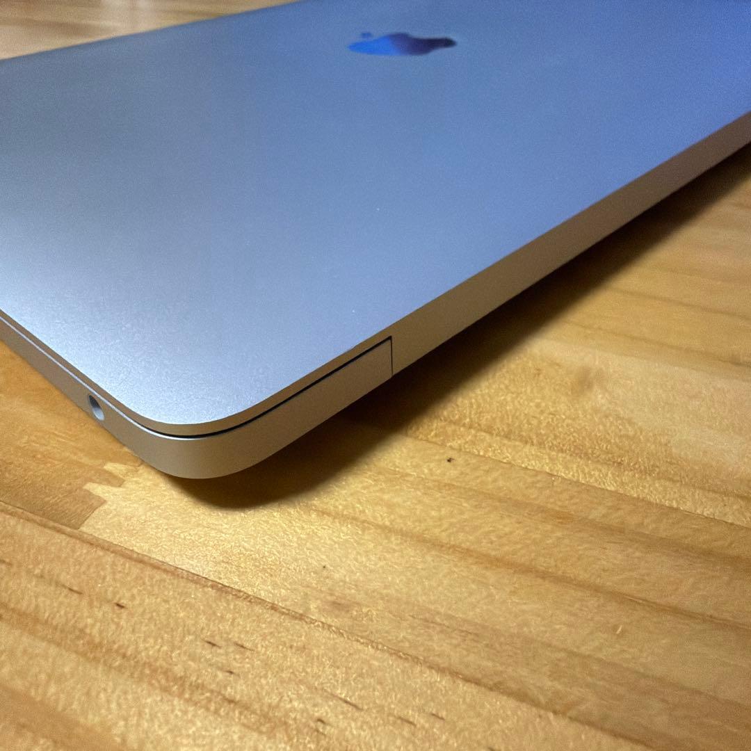 MacBookAir 2020 13.3インチM1 8GB 256GB シルバー