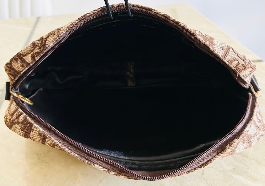 Christian Dior トロッター