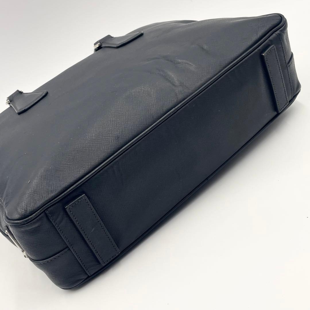 PRADA プラダ サフィアーノレザー ブリーフケース トライアングル A4可