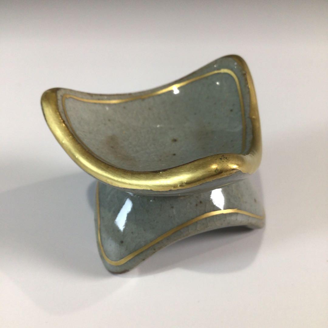 Ｐ４４２　七種蓋置　『鳴滝窯　橋本城岳造』『交趾釉』　共箱　茶道具