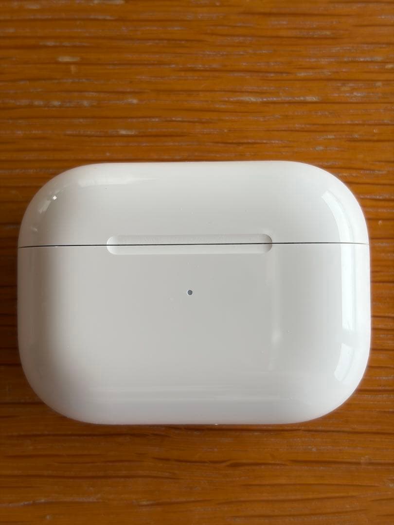 【美品】Apple AirPods Pro 2 UBS-C ESR ケース付き