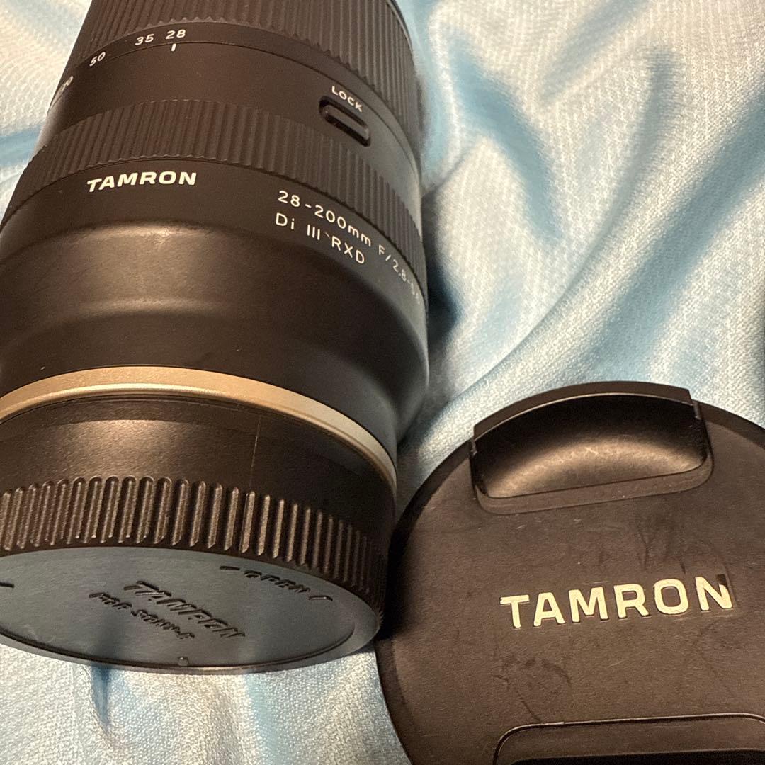 タムロン28-200mm F2.8-5.6 Di III RXD ズームレンズ