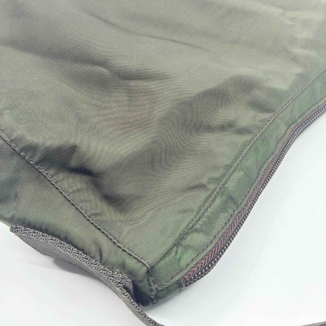 PRADA プラダ ナイロン ショルダーバッグ カーキ A1359C2