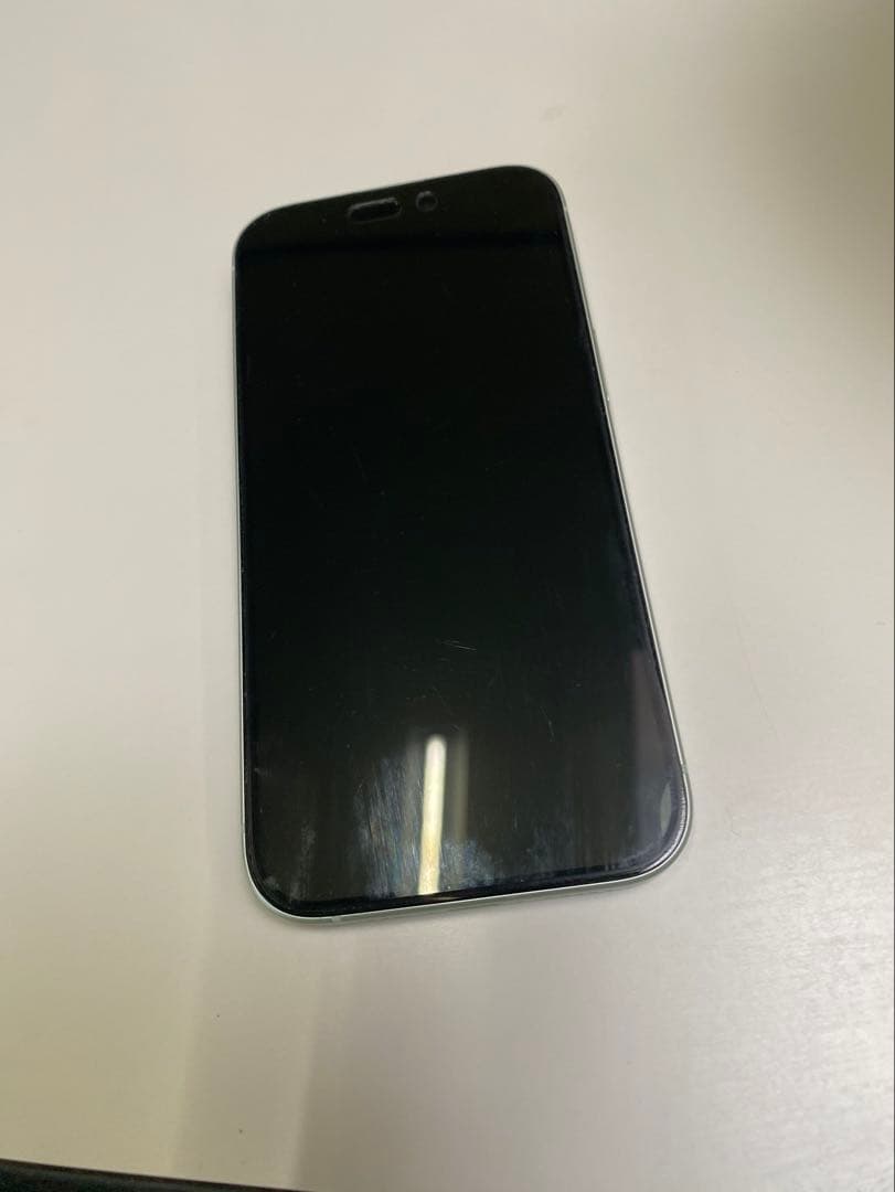 Apple iPhone 15 グリーン本体