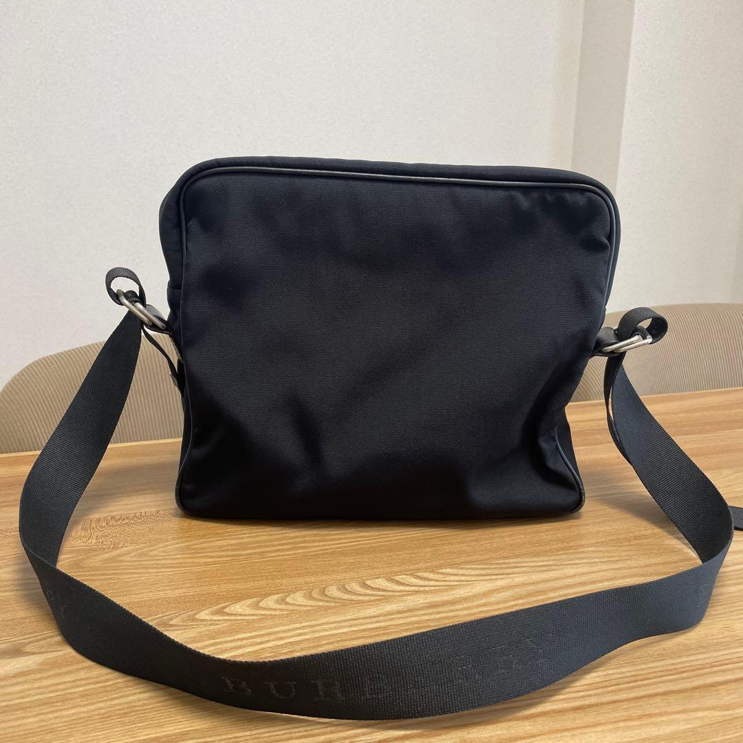 BURBERRYバーバリー　ショルダーバッグ