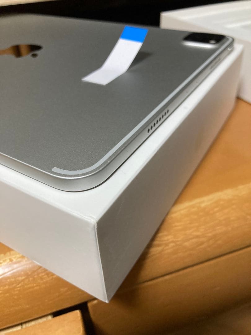 Apple iPad Pro 11インチ（第4世代） シルバー 本体