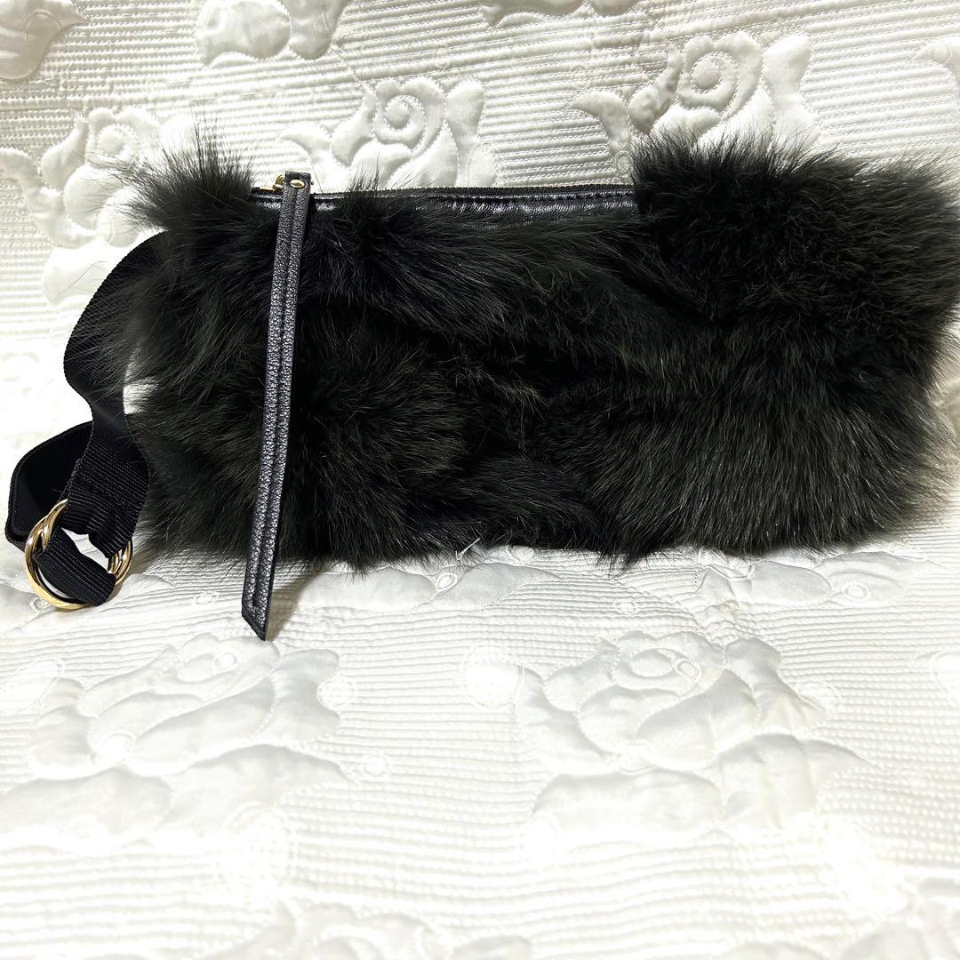 【美品】VIOLAd'ORO フォックスファー　レザー　ボディバッグ　グレー系