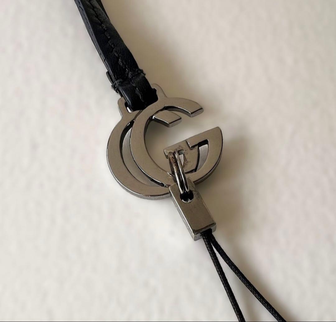 未使用✨GUCCI マーモント　携帯 スマホストラップ チャーム　レザー　黒