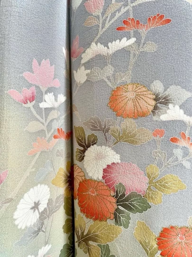 上品聡明なお色柄 上質正絹訪問着 美しい四季の花々 淡い色調グラデーション