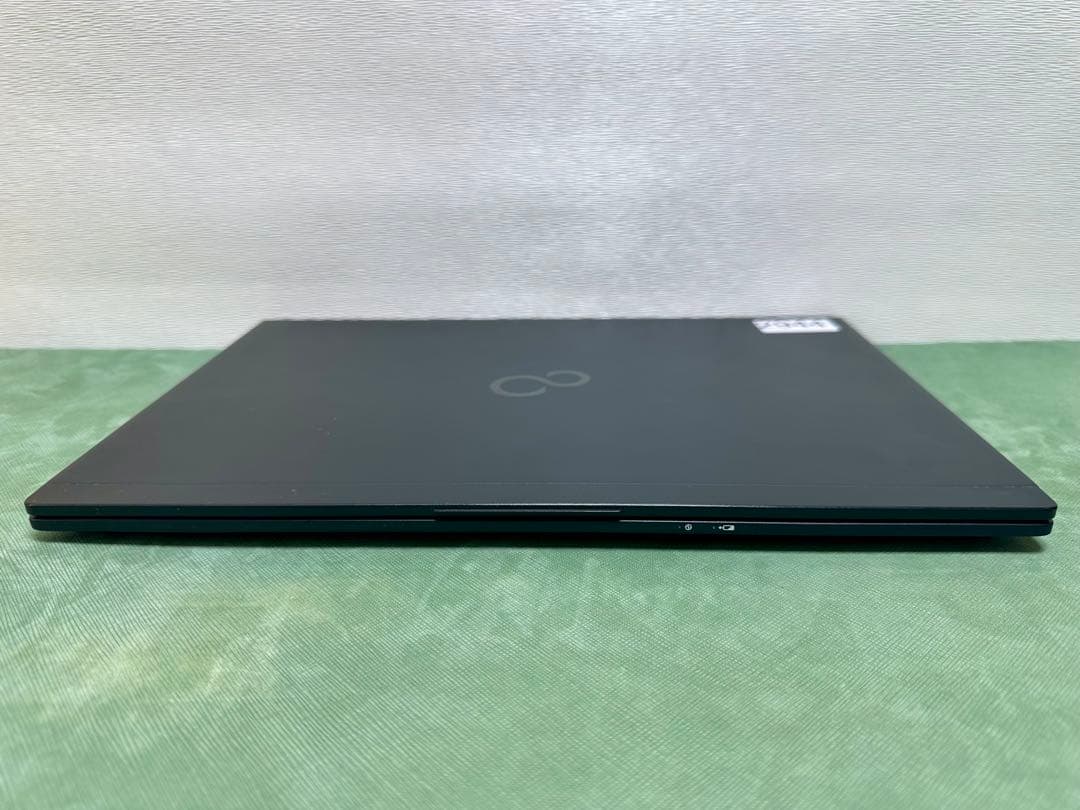 Windowsノート本体 Fujitsu U9310/D i5 8GB 256GB LTE |2994