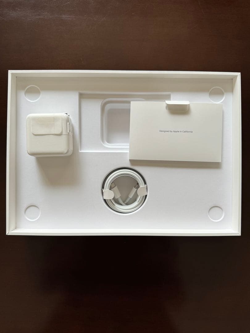 MacBook Air 2020 i5 16GB 512GB 認定整備品