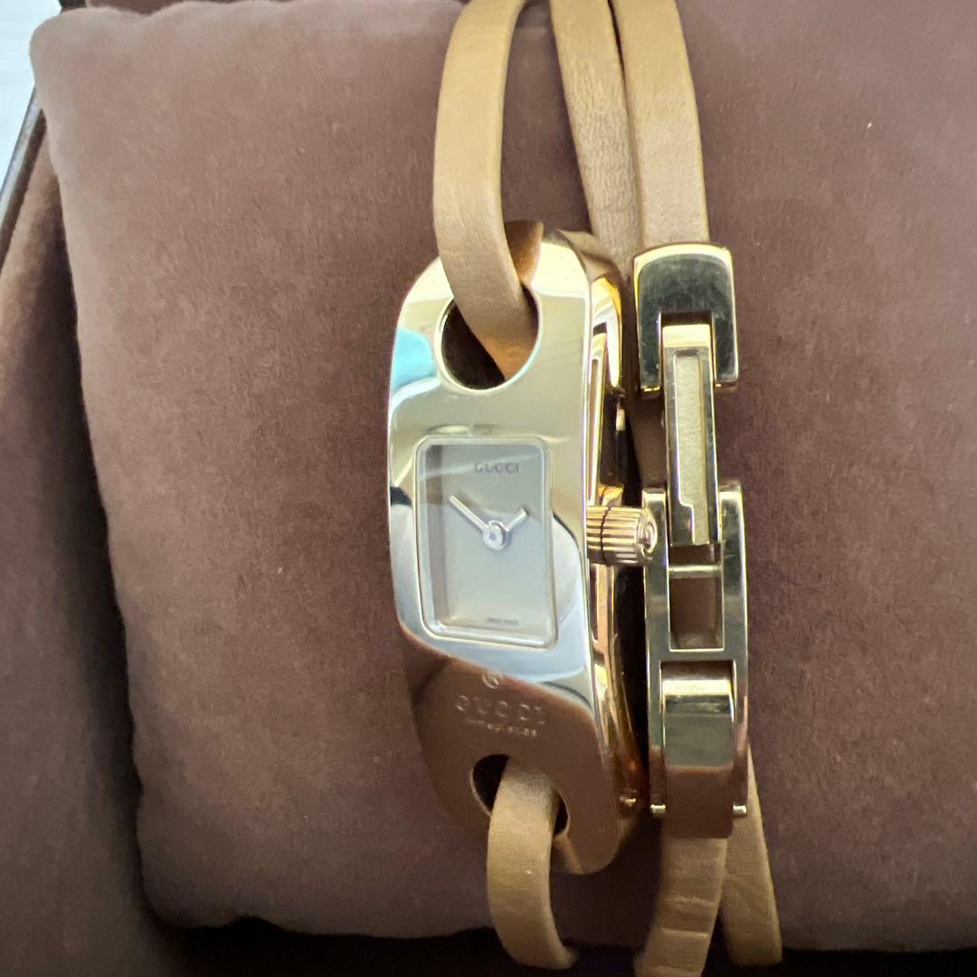GUCCI ゴールド ブレスレットウォッチ