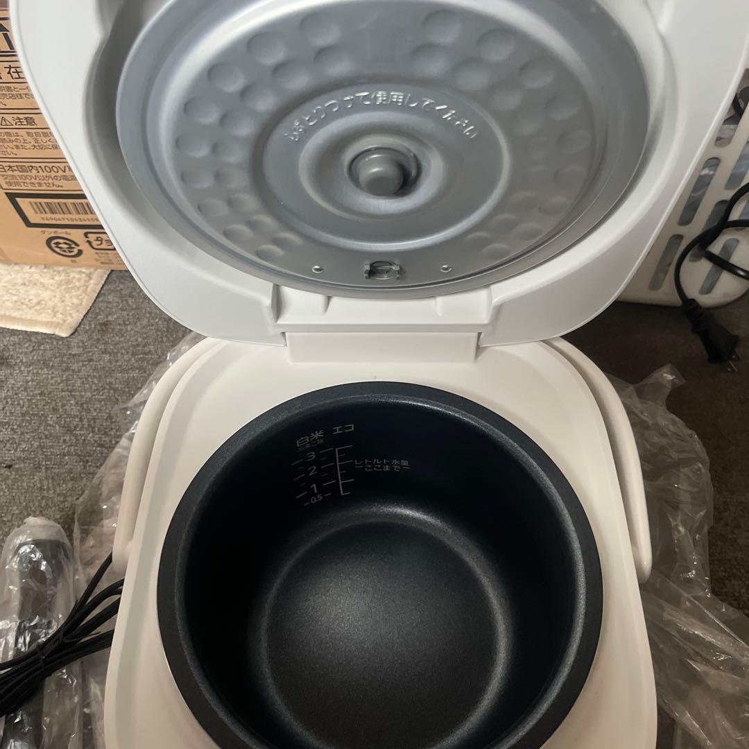 タイガーマイコンジャー炊飯器JBS-A055 3号炊き